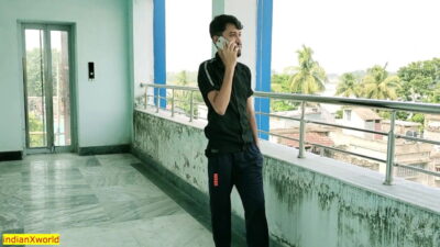 Indian hot beautiful Bhabhi one night stand sex! Amazing XXX Hindi sex