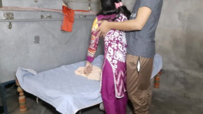 STEP BROTHER ACCIDENTALLY OOPPORTUNITY HARDCORE FUCK WITH STEP SISTER SHE ALONE AT HOME, hindi