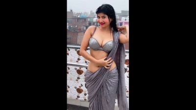 MILKY NEHA SINGH INSTA BABE TOO MESMERIZING TEMPTRESS SEDUCTIVE IN SAREE UUFFF