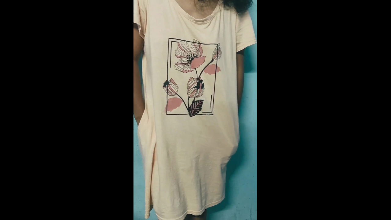 Desi young girl sex with her stepbrother when no one at home