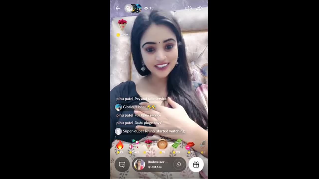 Curvy Budweiser Showing Full nude and Ass Spread on Live Tango Group