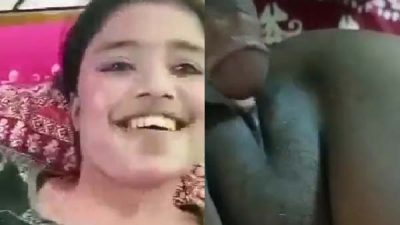 Cousin sister muskurati hui chud gayi