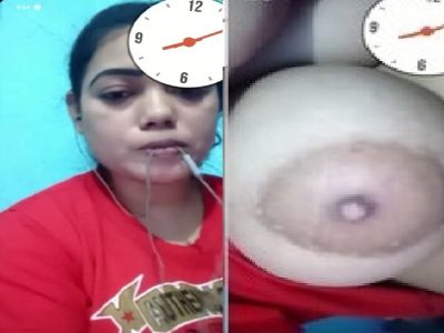 Nude show of girlfriend on video call to boyfriend