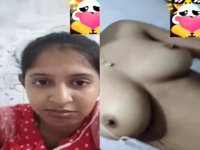 Innocent girl big boobs showing on video call