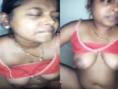 Boudi with horny expression while riding dick