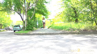 31Maddi Makes A Mess