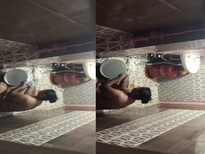Neighbor aunty taking bath caught by voyeur