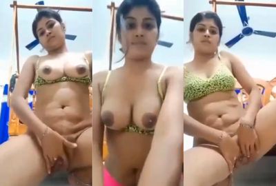 Desi girl strips in her nude MMS and shows her naked body