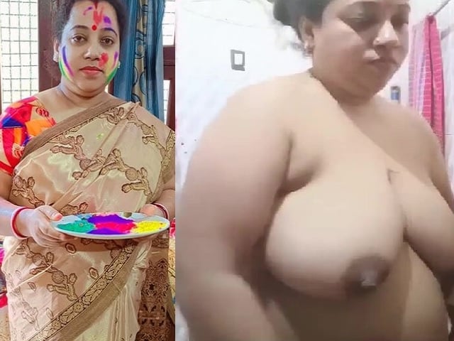 Bengali boudi stripping nighty and showing huge boobs