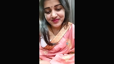 Newly Married Girl ANUPAMA JHOSHI Live after long time Boob Show on Fan demand