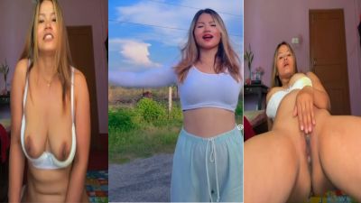 Hot Simran fingers her tight pussy in an Assamese X video