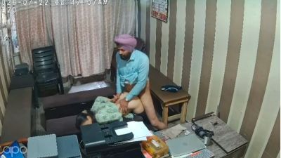 Punjabi sex of a boss fucking his employee in his office